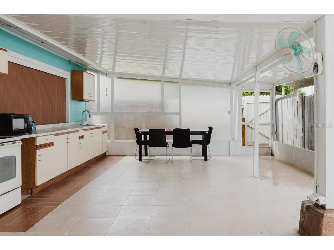 7200 8th Street N Saint Petersburg FL 33702 TB8411432 image10