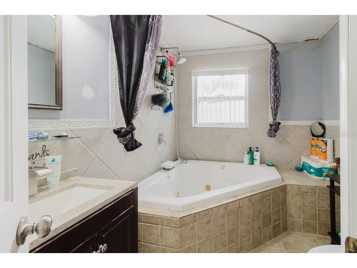 7200 8th Street N Saint Petersburg FL 33702 TB8411432 image14