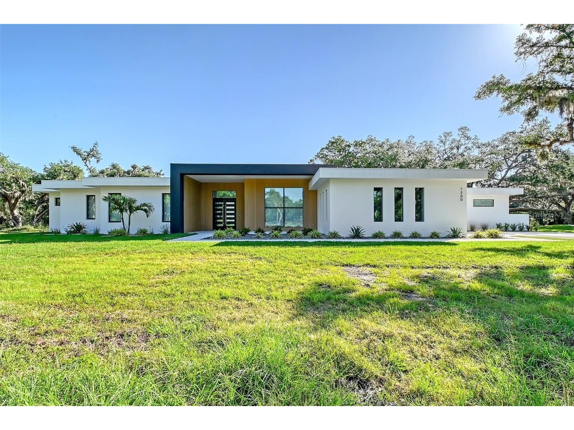 7200 Chameleon Way Sarasota FL 34241 A4648172 image1