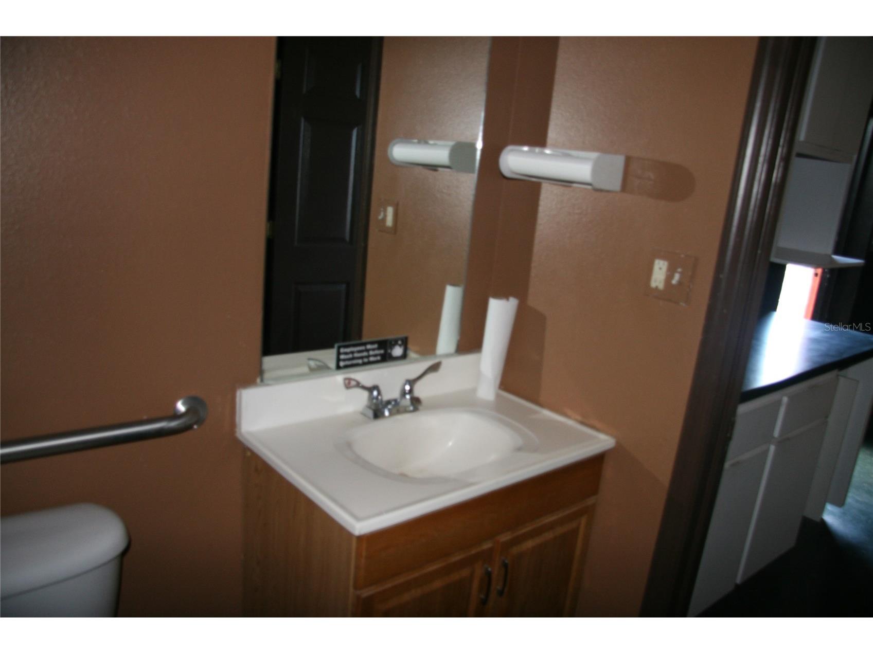 7200 Ridge Road Port Richey FL 34668 W7887196 image13