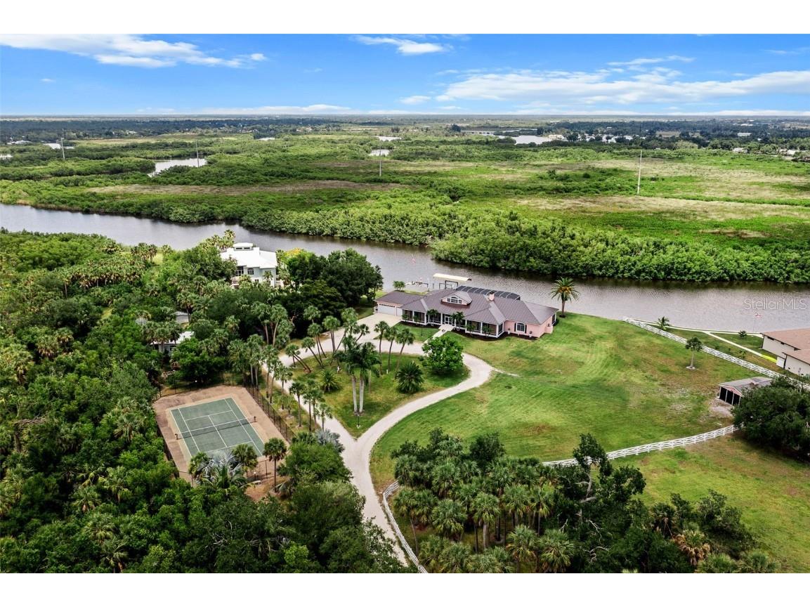 7200 Riverside Drive, Punta Gorda, FL, 33982 MLS C7493322 Edina Realty