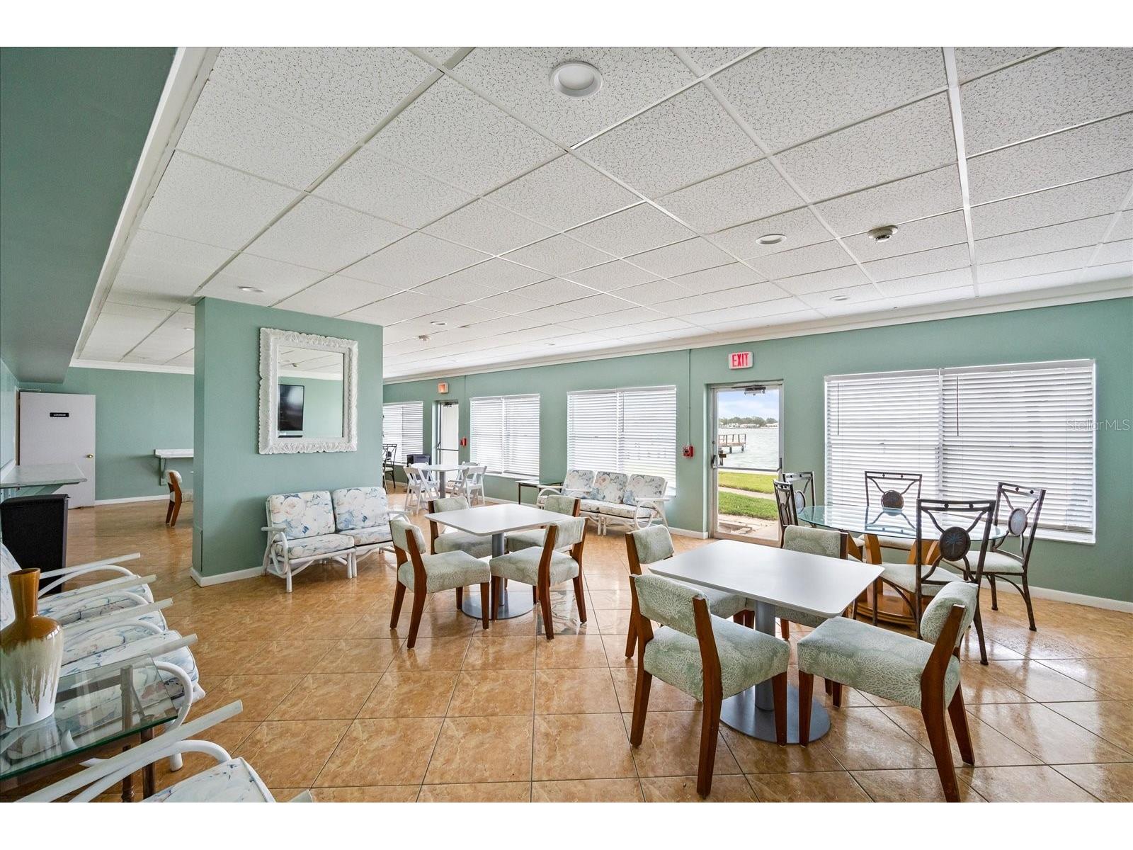 7200 Sunshine Skyway Lane S #16G Saint Petersburg FL 33711 - TAMPA BAY TB8504953 image40