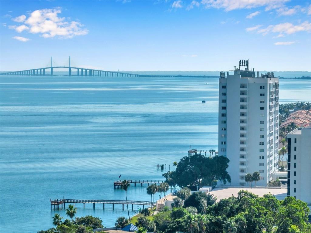 7200 Sunshine Skyway Lane S #2F Saint Petersburg FL 33711 - TAMPA BAY U8195813 image1