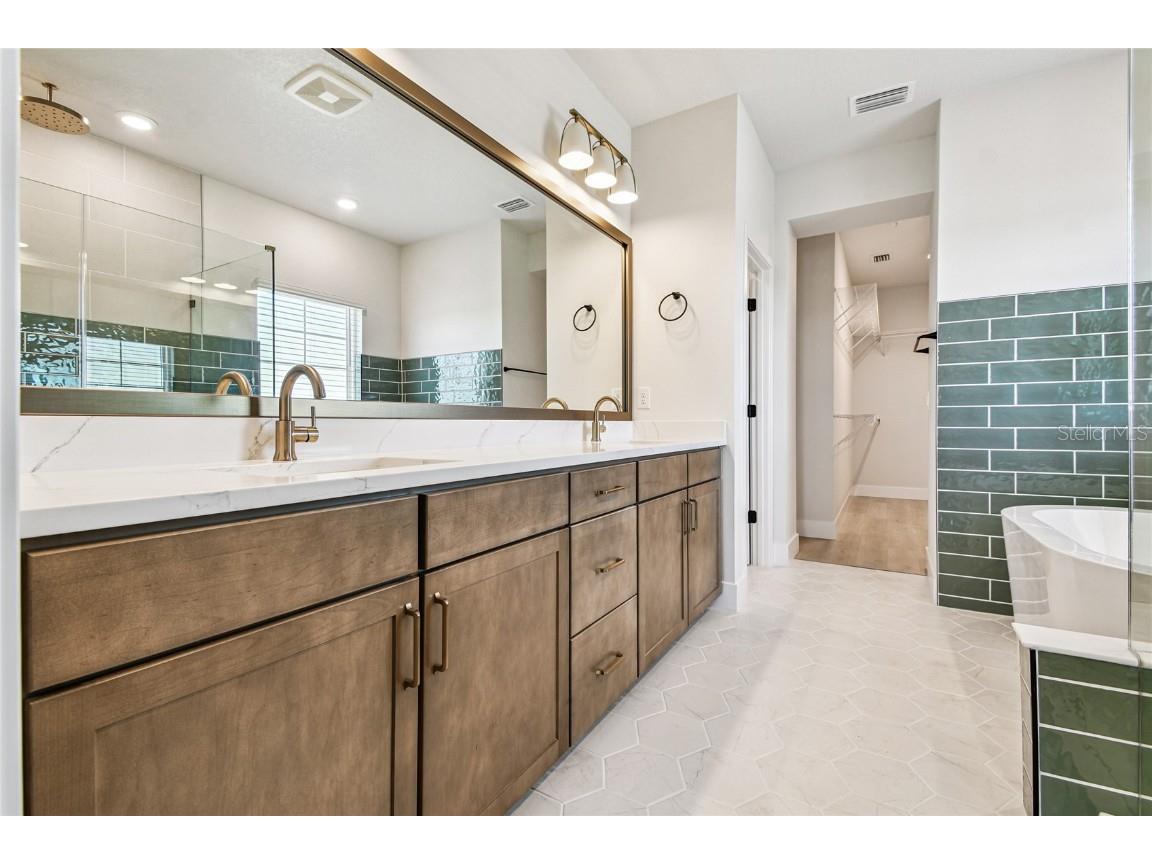 7200 Sutton Lane Sarasota FL 34240 - KINGFISHER LAKE TB8454734 image17