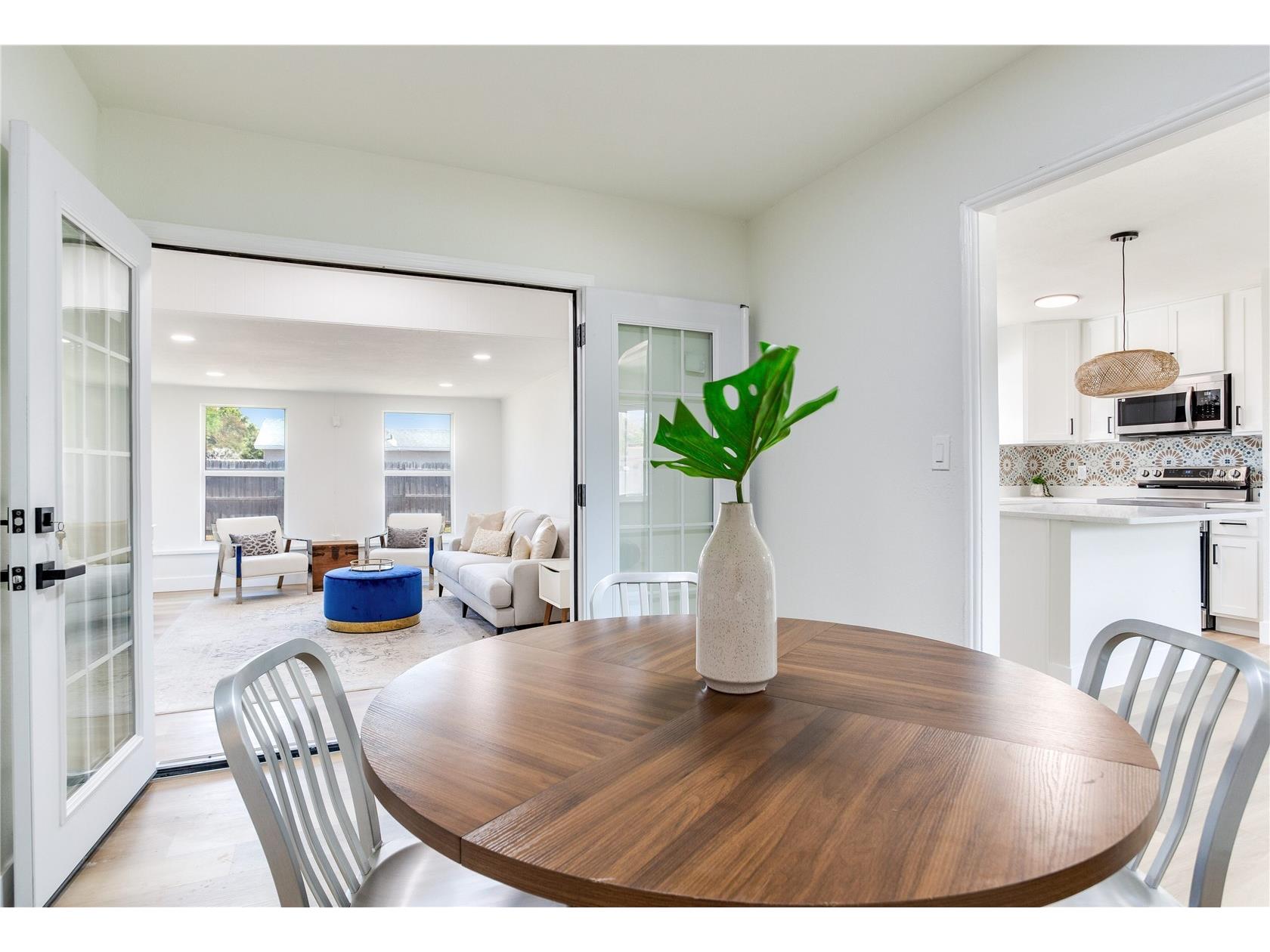 7201 10th Street N Saint Petersburg FL 33702 TB8483680 image12