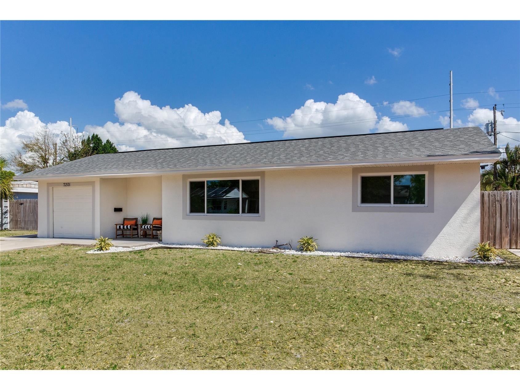 7201 10th Street N Saint Petersburg FL 33702 TB8483680 image3