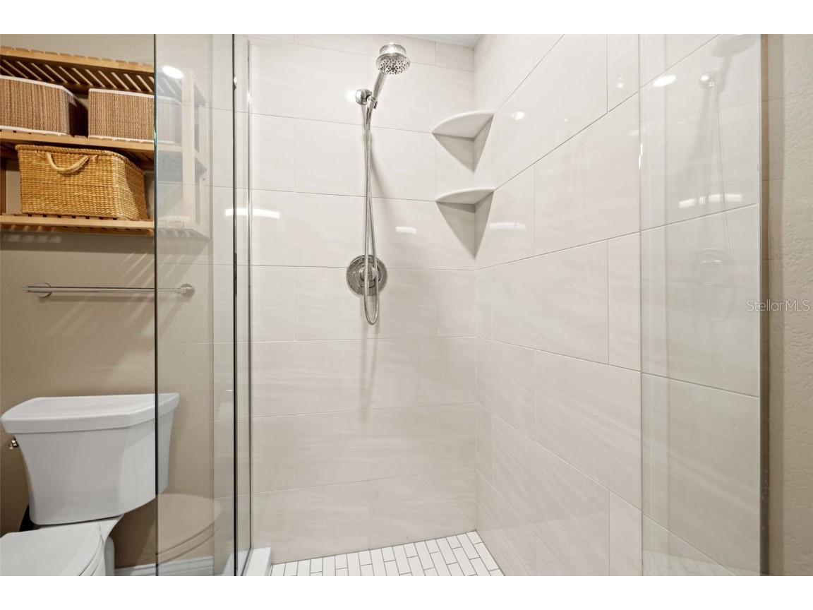 7201 15th Court NE Saint Petersburg FL 33702 TB8370513 image28