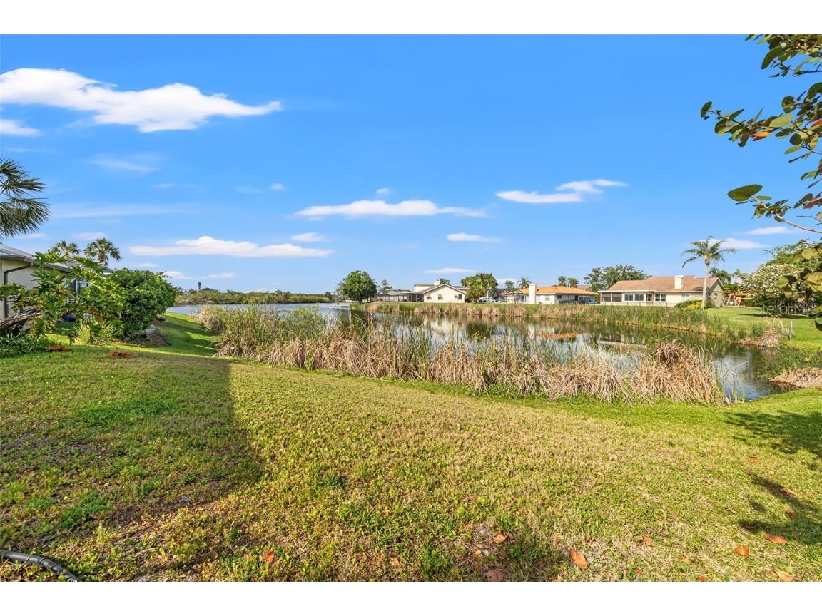 7201 15th Court NE Saint Petersburg FL 33702 TB8370513 image40