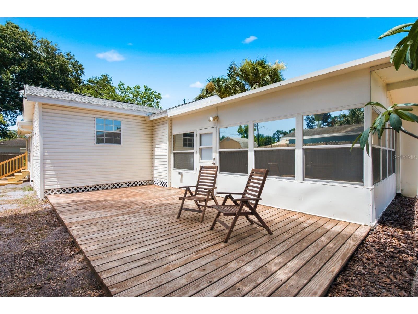 7201 5th Avenue N Saint Petersburg FL 33701 TB8522372 image33
