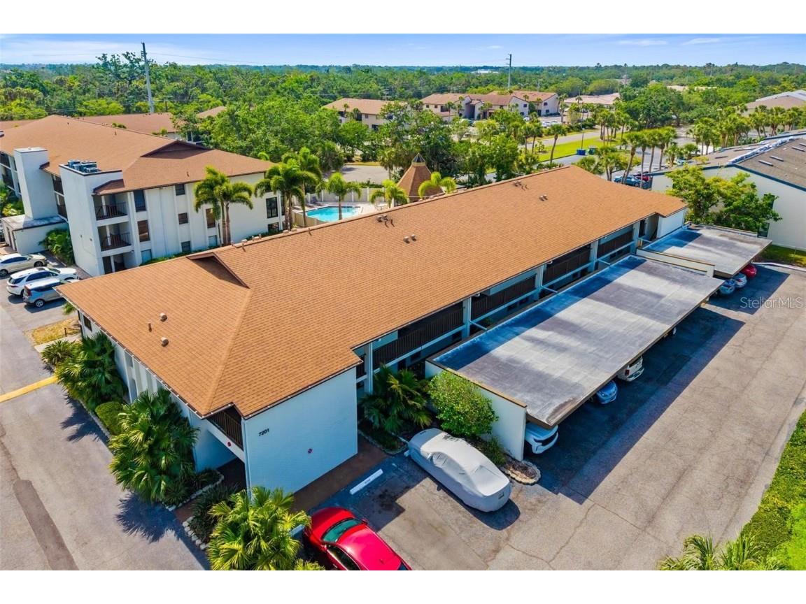 7201 Curtiss Avenue #2D Sarasota FL 34231 A4665878 image1