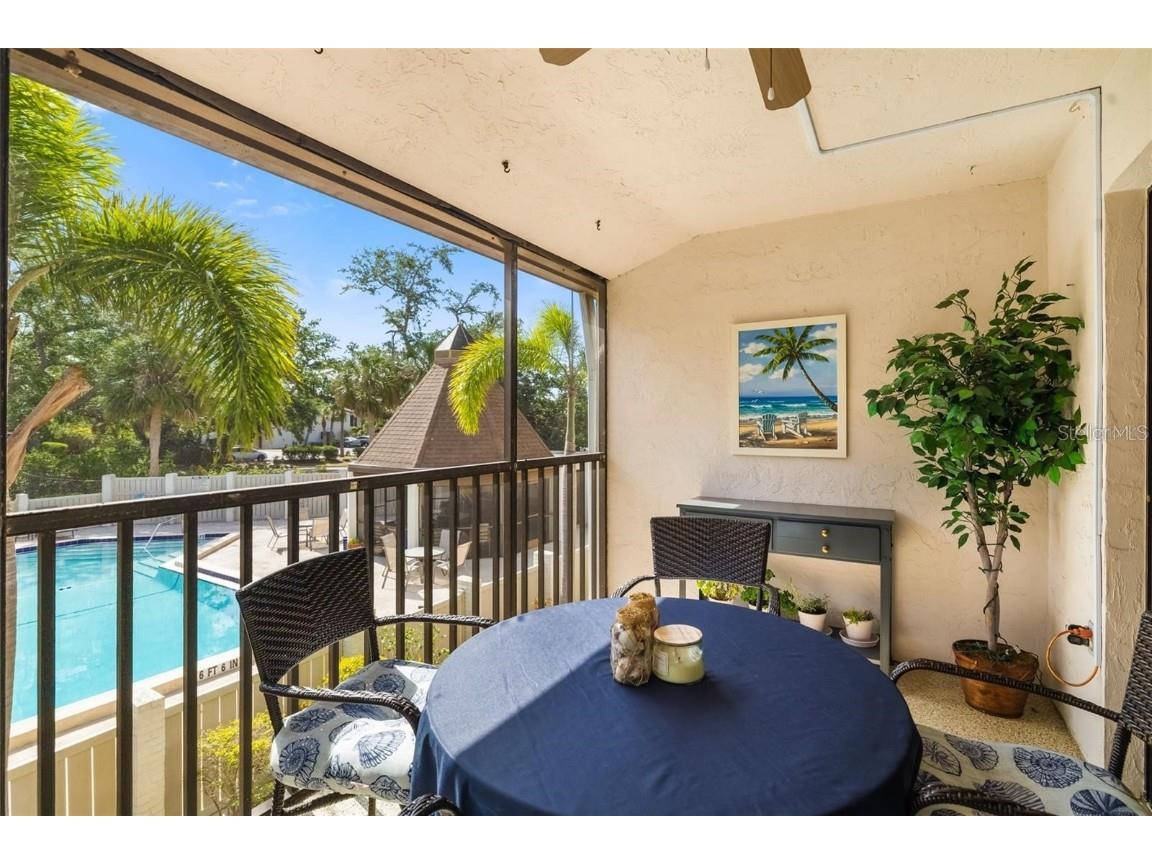 7201 Curtiss Avenue #2D Sarasota FL 34231 A4665878 image3
