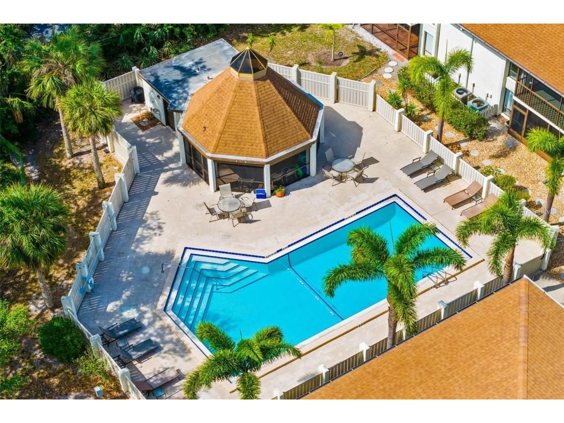 7201 Curtiss Avenue #2D Sarasota FL 34231 A4665878 image35