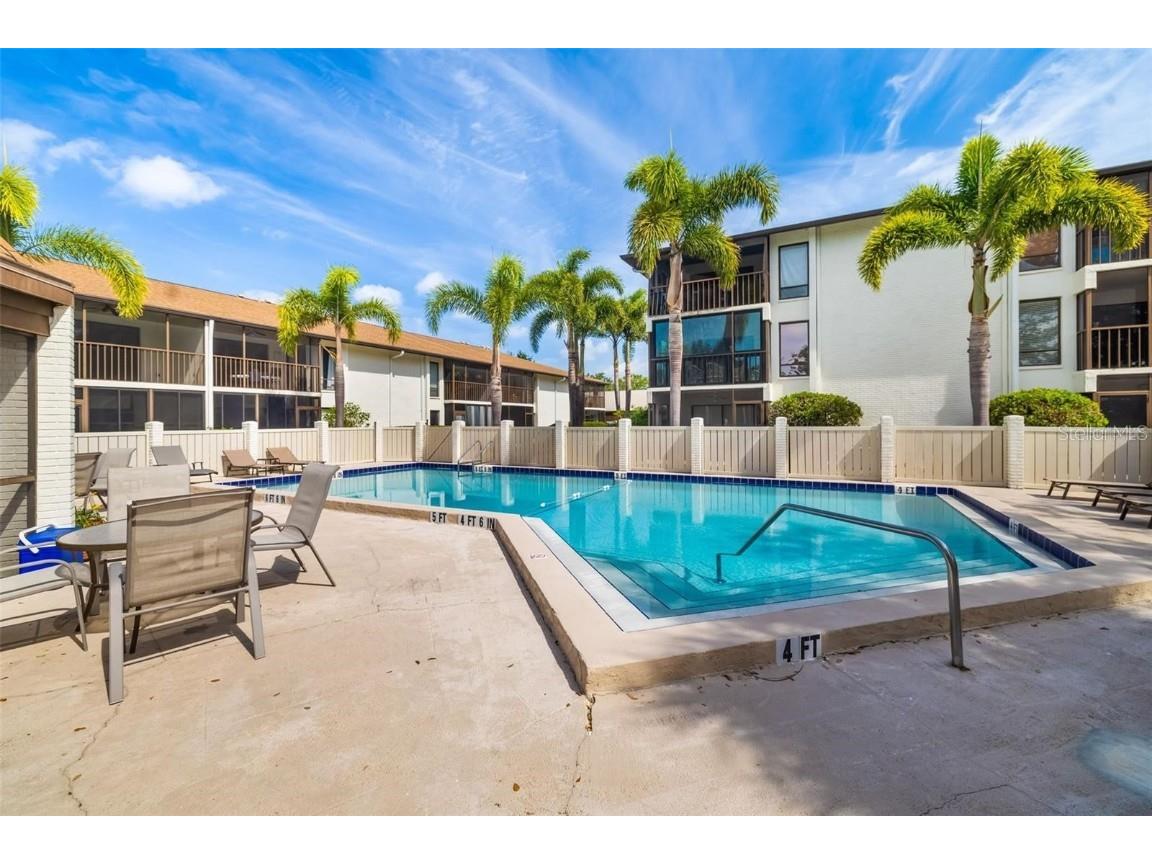 7201 Curtiss Avenue #2D Sarasota FL 34231 A4665878 image38