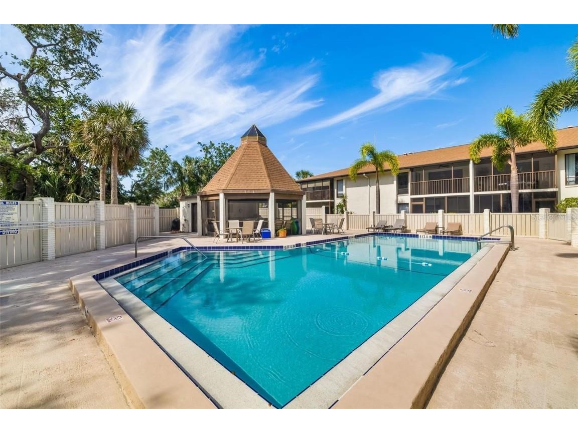 7201 Curtiss Avenue #2D Sarasota FL 34231 A4665878 image39