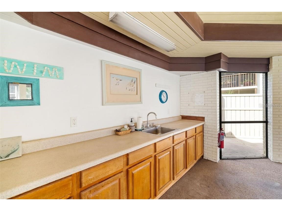 7201 Curtiss Avenue #2D Sarasota FL 34231 A4665878 image41