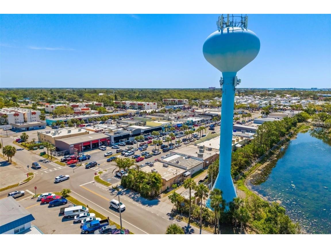 7201 Curtiss Avenue #2D Sarasota FL 34231 A4665878 image52