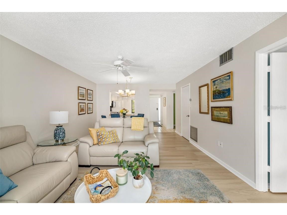 7201 Curtiss Avenue #2D Sarasota FL 34231 A4665878 image6