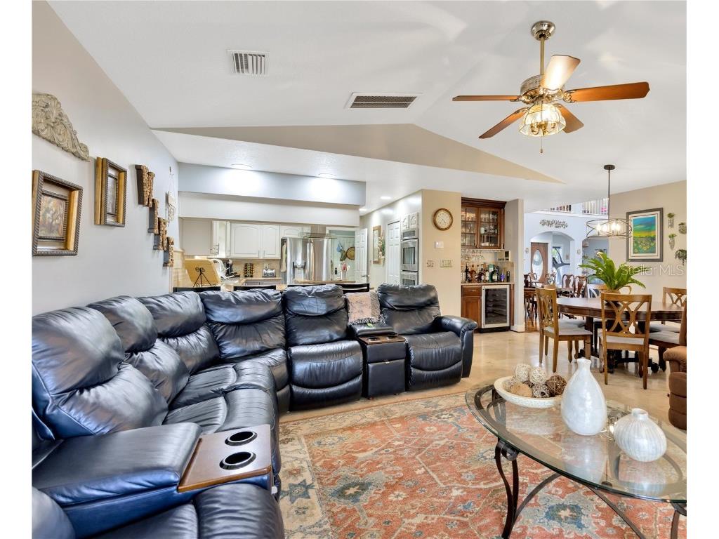 7201 Hodgewood Ct Court Tampa FL 33614 - EGYPT LAKE TB8448439 image21