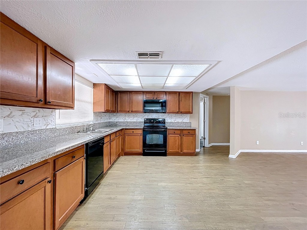 7201 Maplehurst Drive Port Richey FL 34668 W7881556 image16