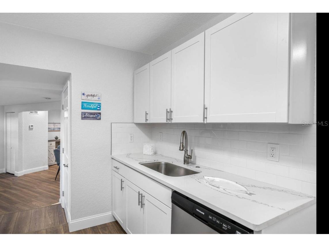 7202 8th Avenue N Saint Petersburg FL 33710 TB8367443 image16