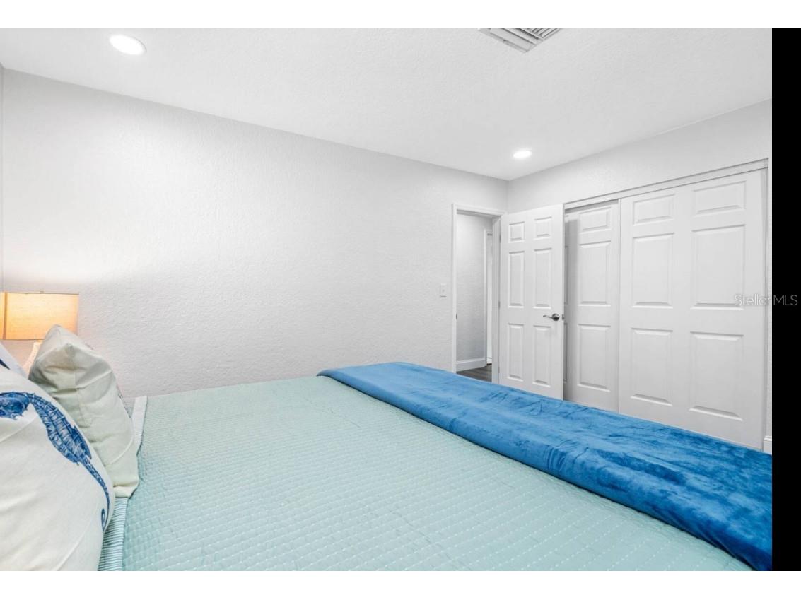 7202 8th Avenue N Saint Petersburg FL 33710 TB8367443 image29