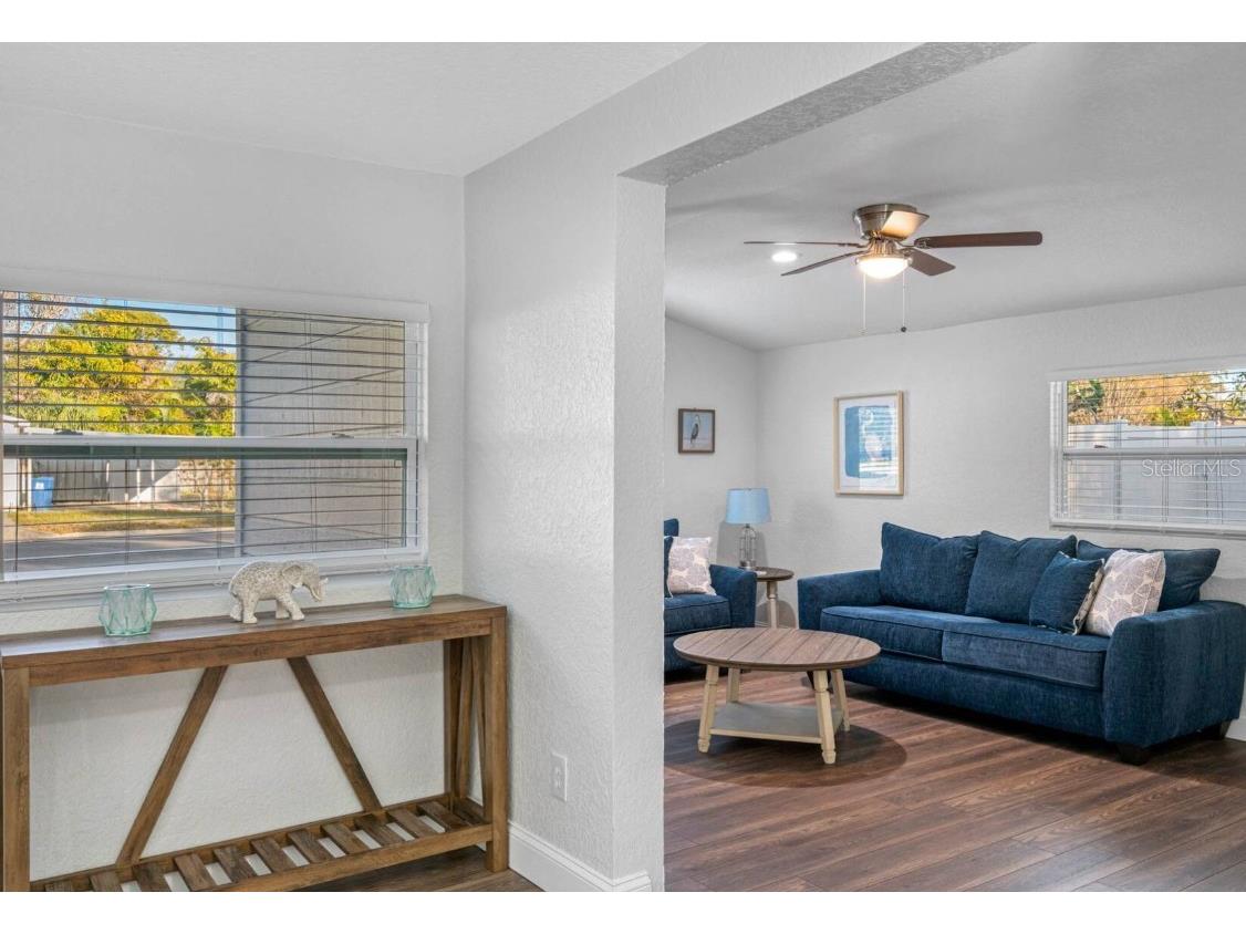 7202 8th Avenue N Saint Petersburg FL 33710 TB8367443 image6