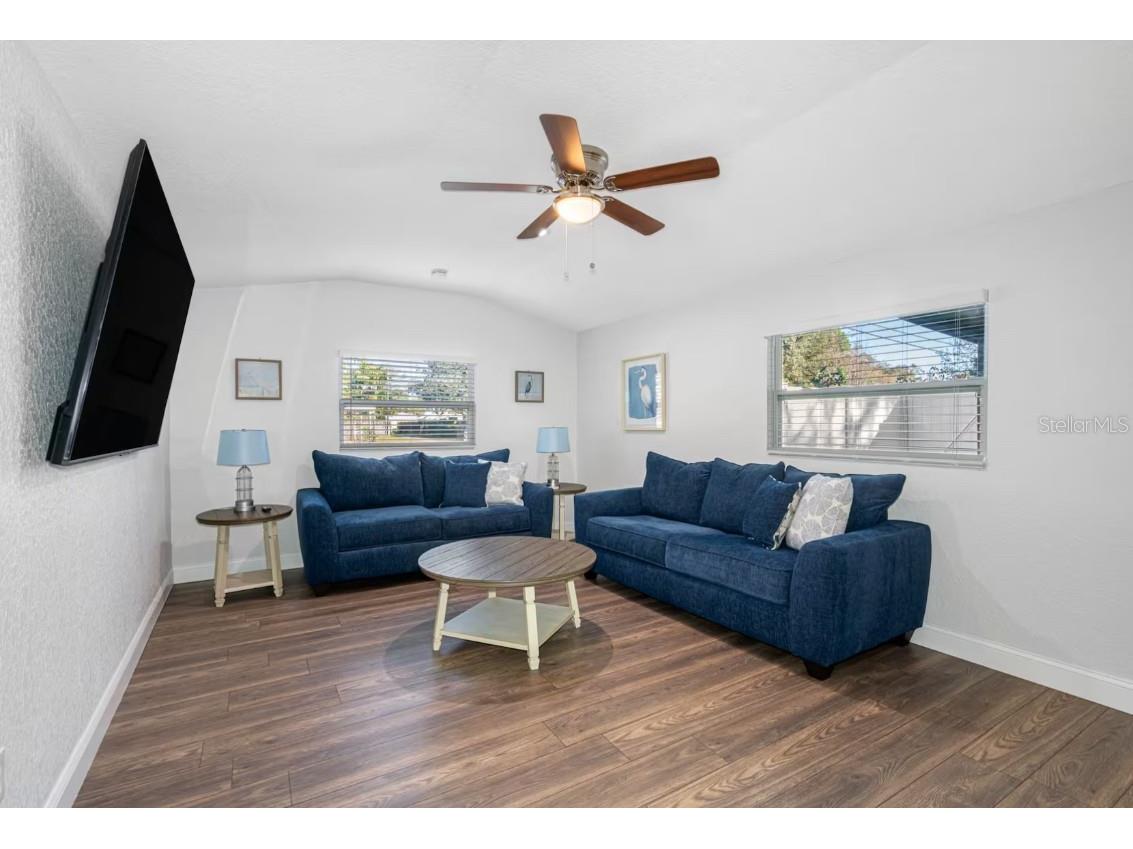 7202 8th Avenue N Saint Petersburg FL 33710 TB8367443 image7