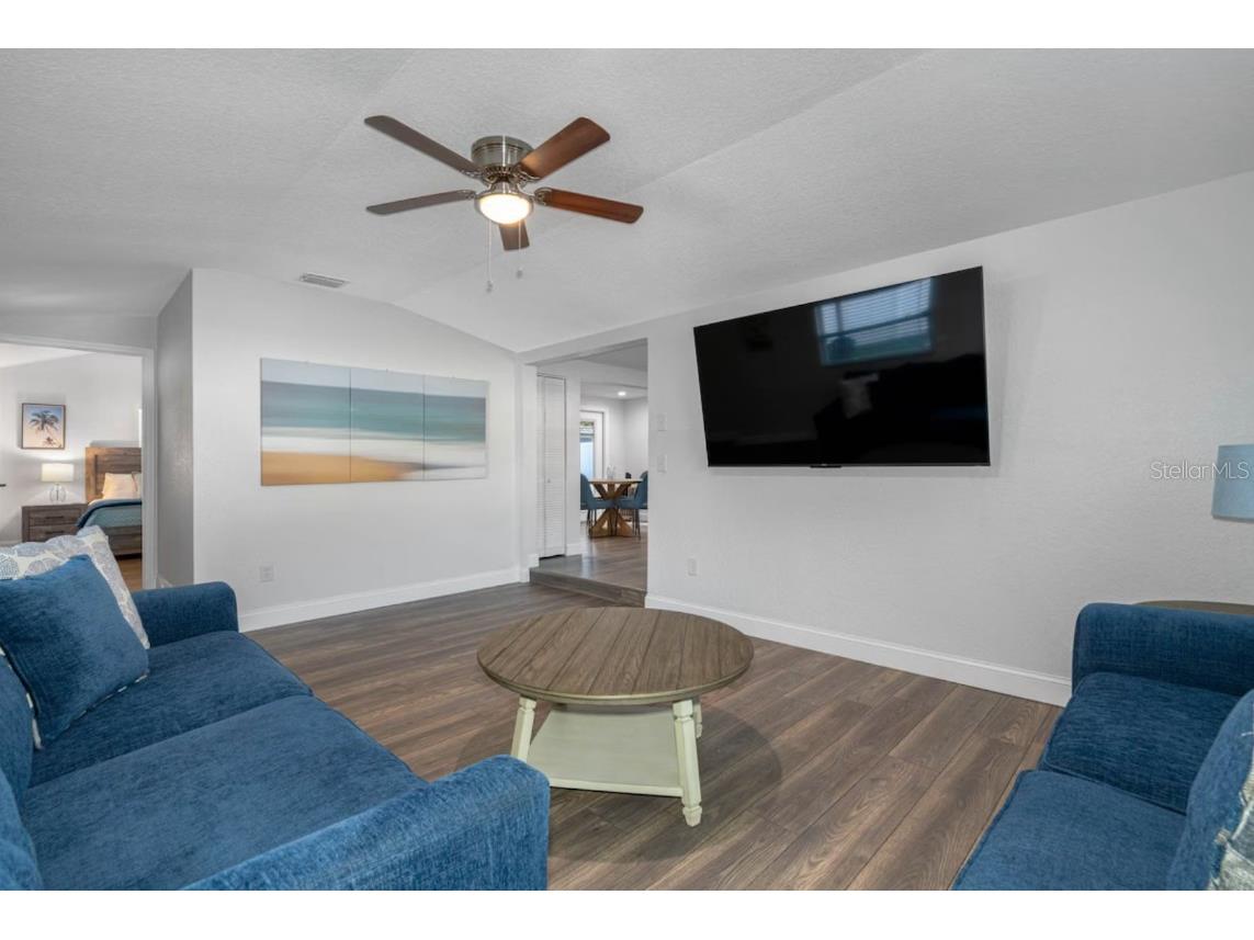 7202 8th Avenue N Saint Petersburg FL 33710 TB8367443 image9