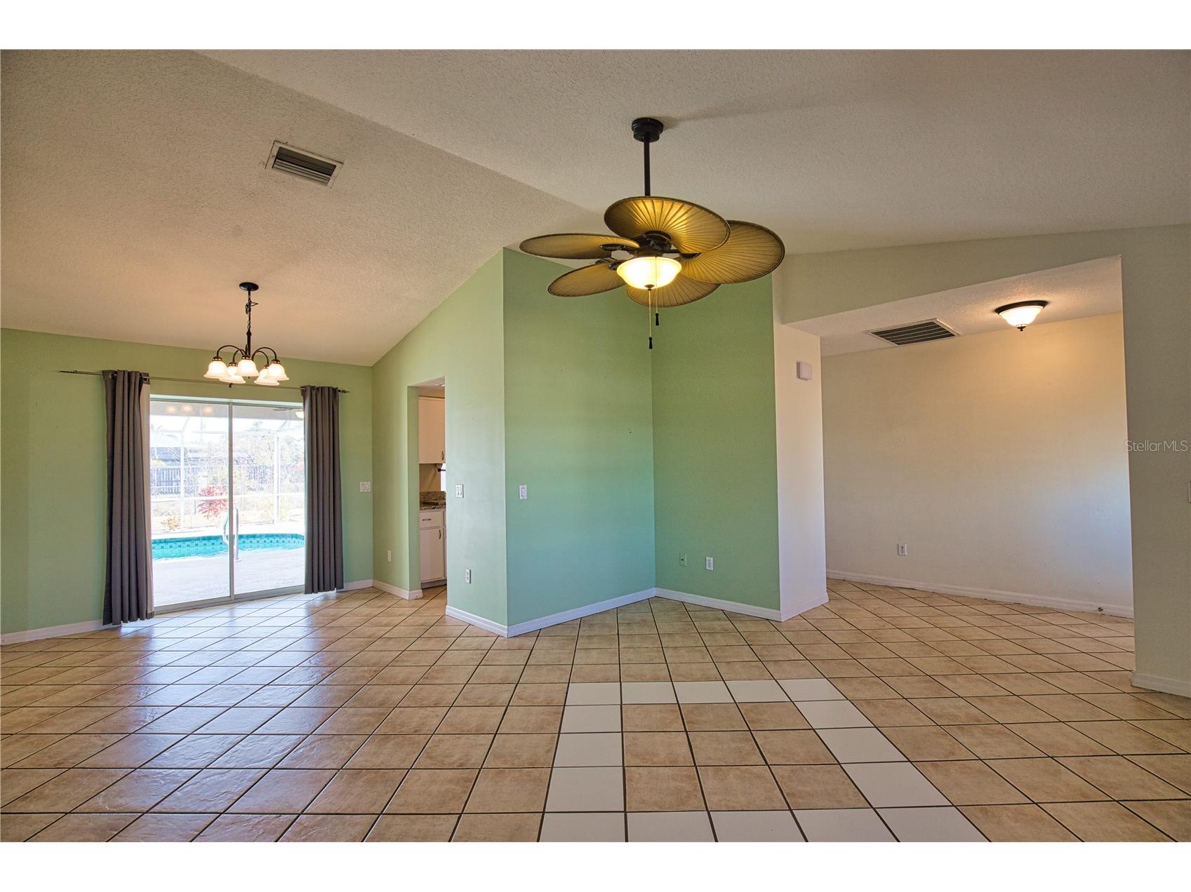 7202 Mamouth Englewood FL 34224 D6145497 image9