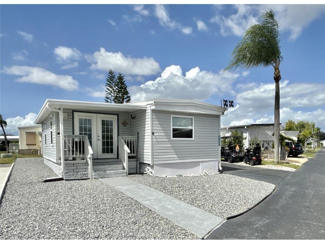 7202 Mount Essex Drive NE #499 Saint Petersburg FL 33702 - TAMPA BAY TB8434651 image1