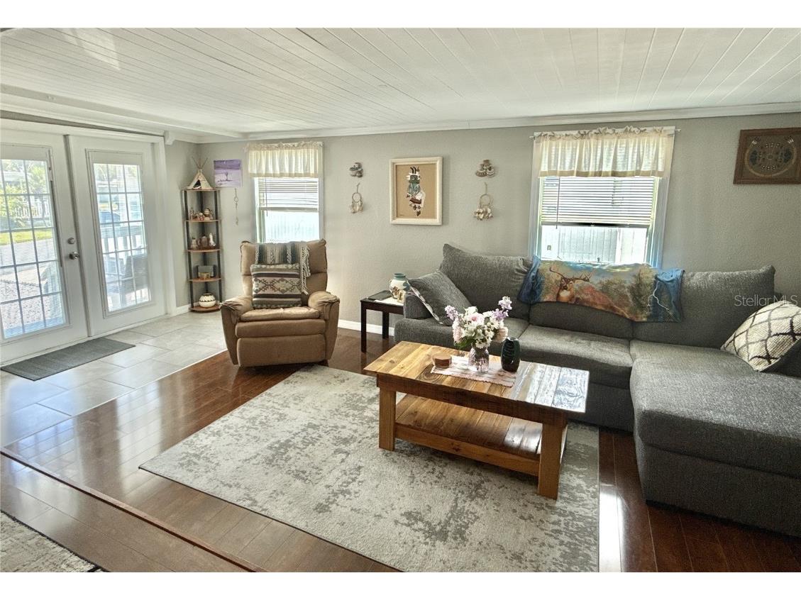 7202 Mount Essex Drive NE #499 Saint Petersburg FL 33702 - TAMPA BAY TB8434651 image2