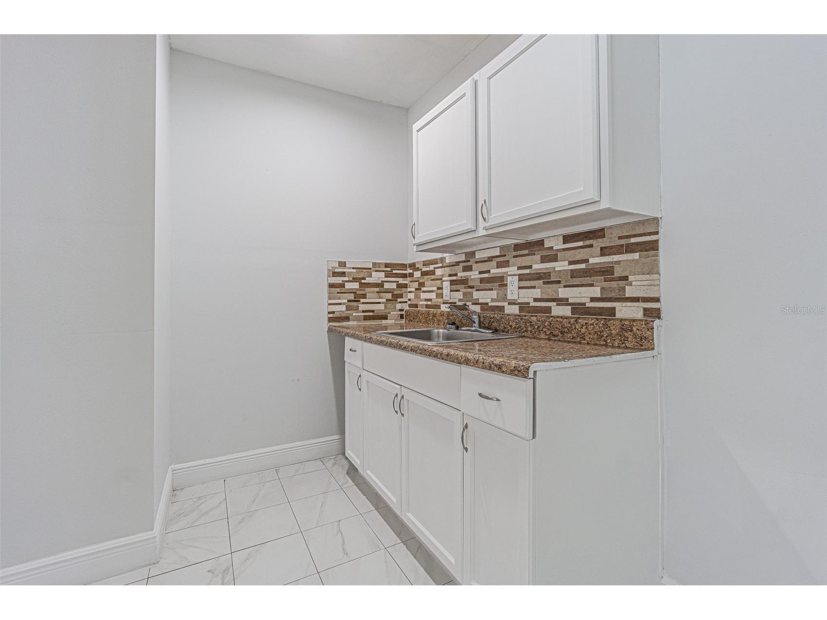 7203 Battenwood Court Tampa FL 33615 TB8501769 image15