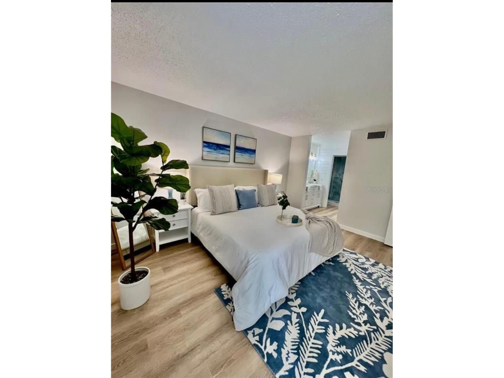 7203 Curtiss Avenue #1A Sarasota FL 34231 A4686783 image13