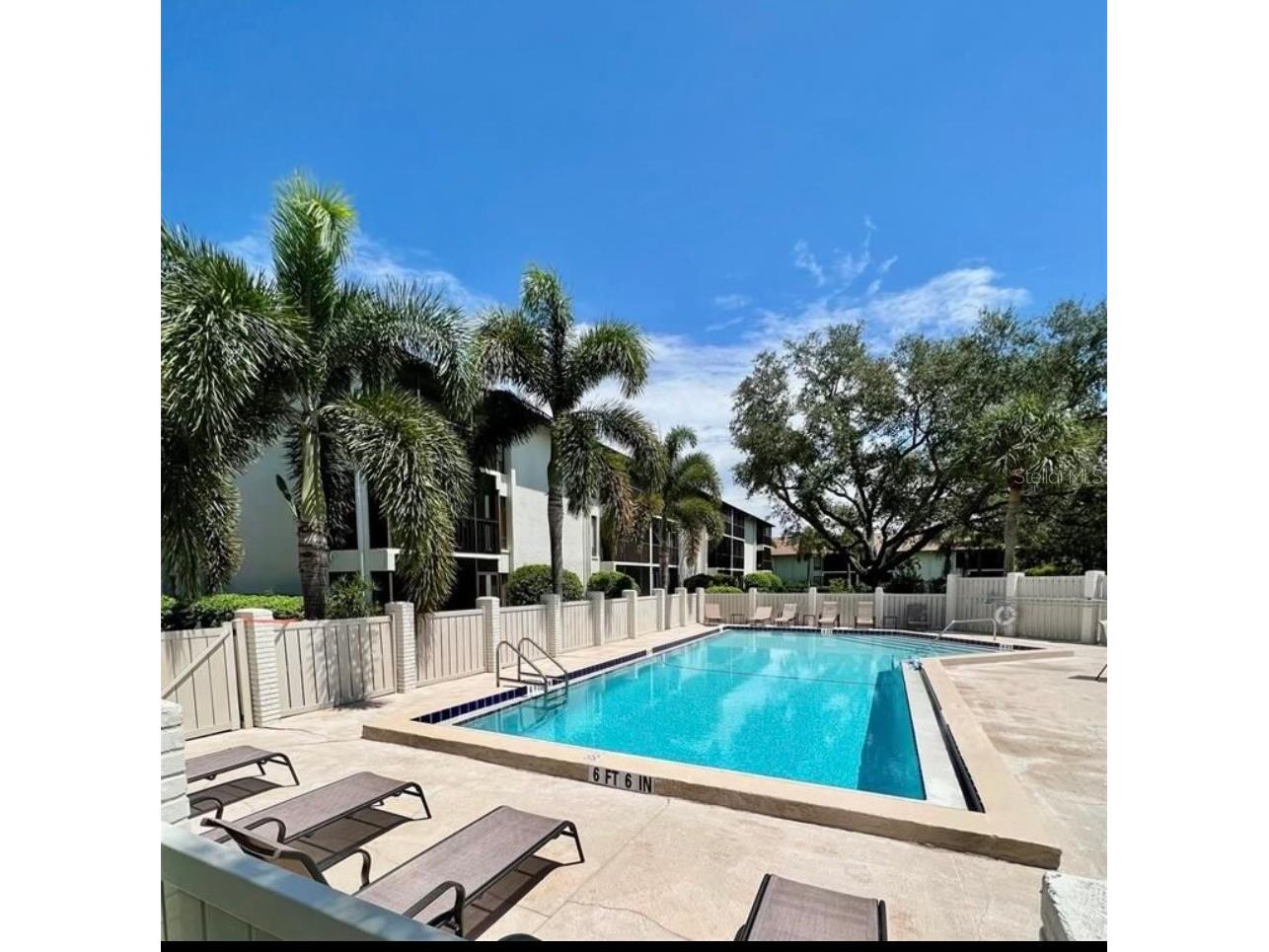 7203 Curtiss Avenue #1A Sarasota FL 34231 A4686783 image2