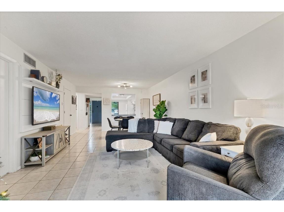 7203 Curtiss Avenue #1C Sarasota FL 34231 A4674269 image11