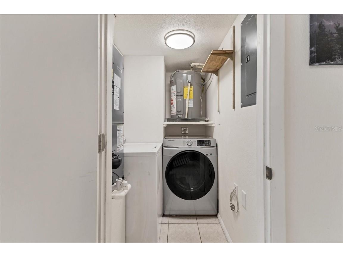 7203 Curtiss Avenue #1C Sarasota FL 34231 A4674269 image19