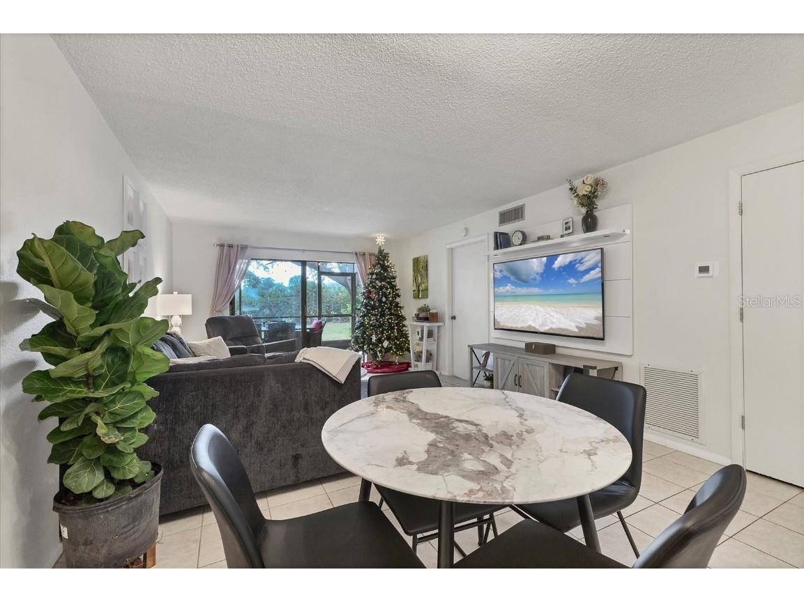 7203 Curtiss Avenue #1C Sarasota FL 34231 A4674269 image7