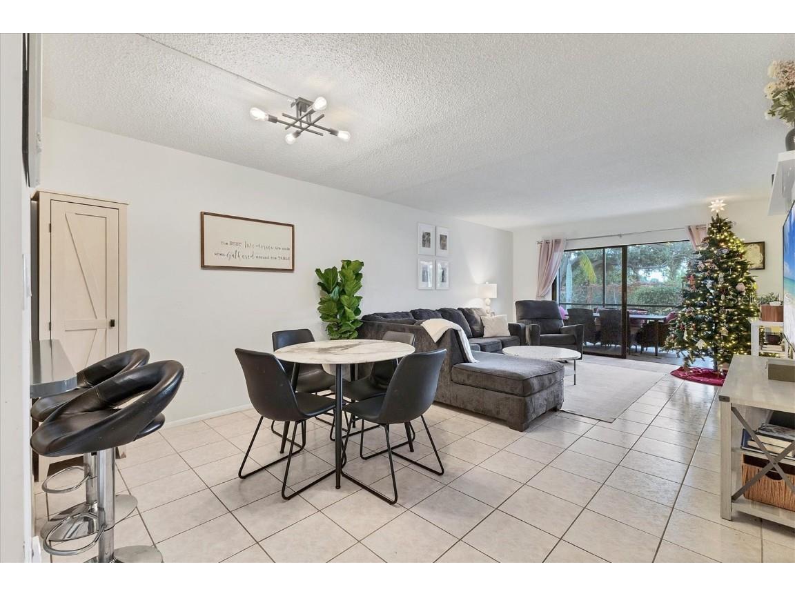7203 Curtiss Avenue #1C Sarasota FL 34231 A4674269 image8