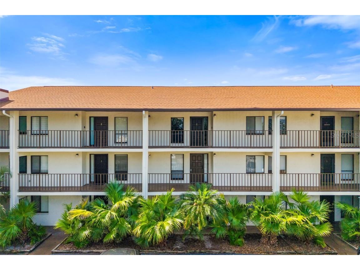 7203 Curtiss Avenue #3D Sarasota FL 34231 A4649671 image1