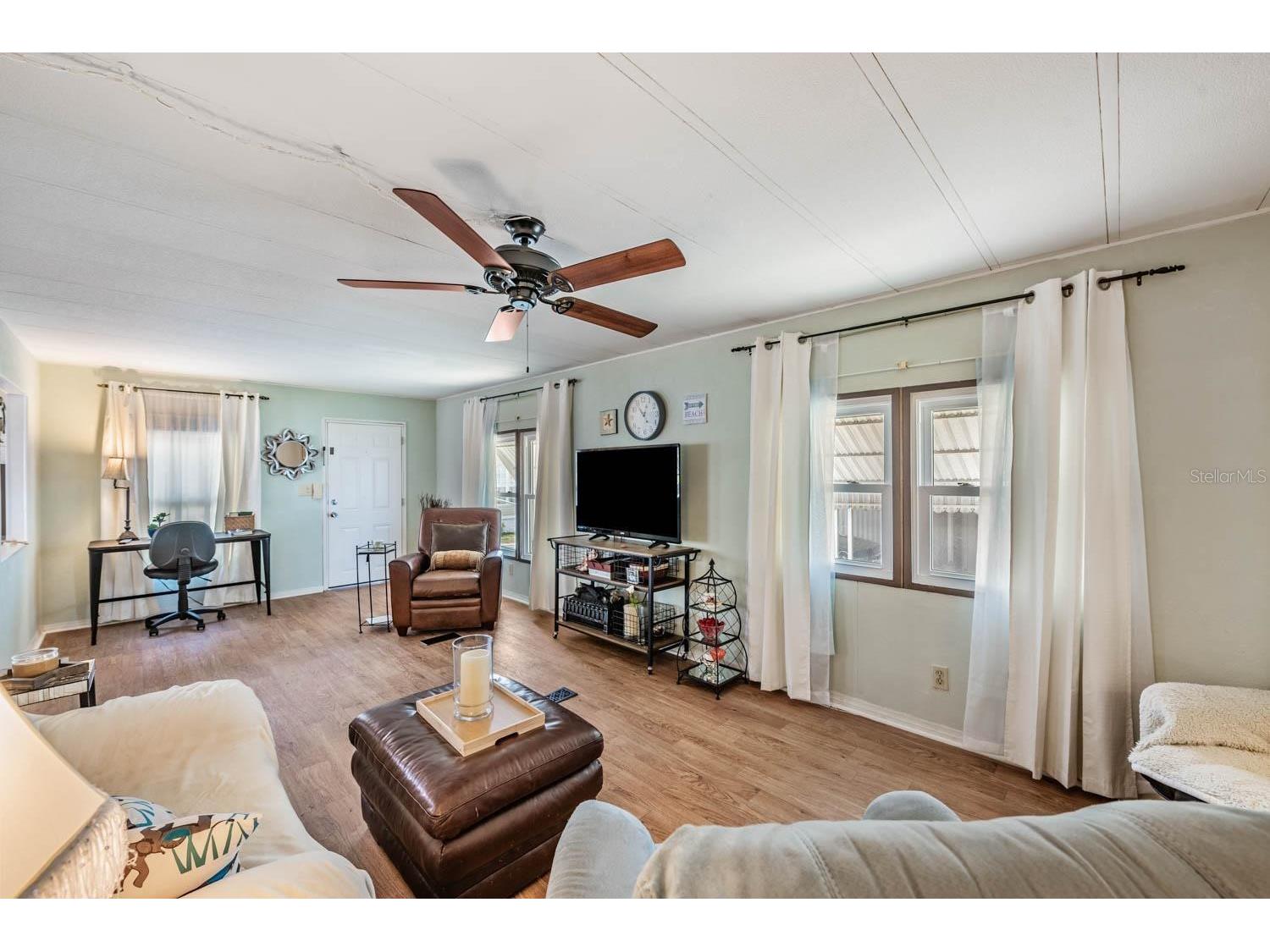 7203 El Meyers Street Zephyrhills FL 33541 TB8505916 image18