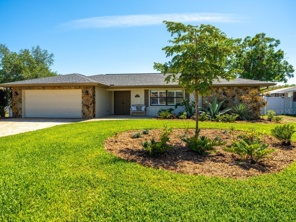 7203 Pointe West Boulevard W Bradenton FL 34209 A4564428 image1