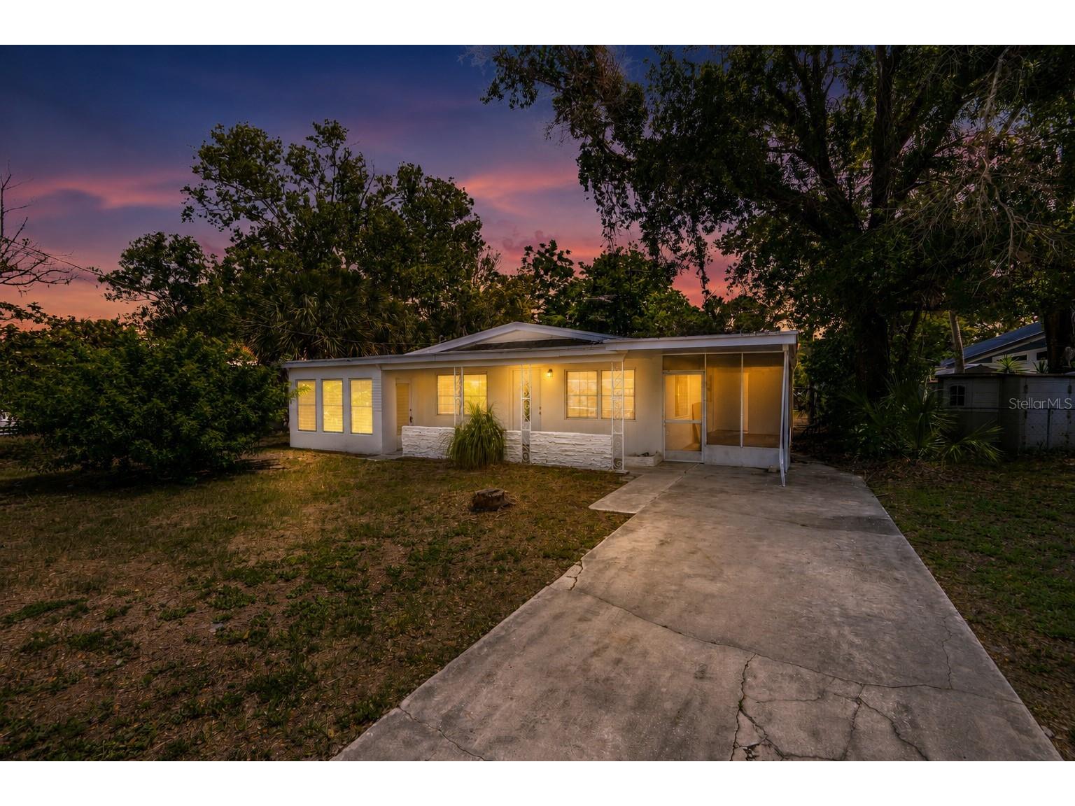 7204 Astor Drive New Port Richey FL 34652 W7885695 image1
