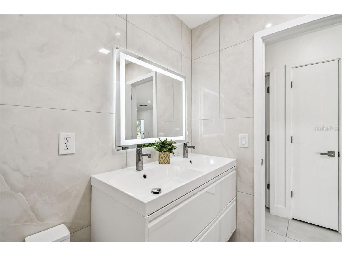 7204 Branchwood Court Tampa FL 33615 TB8447709 image16