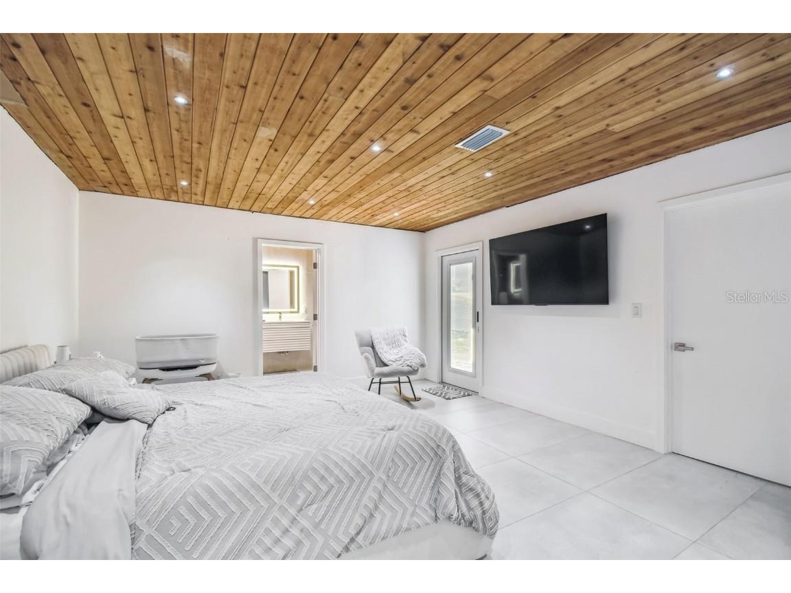 7204 Branchwood Court Tampa FL 33615 TB8447709 image17