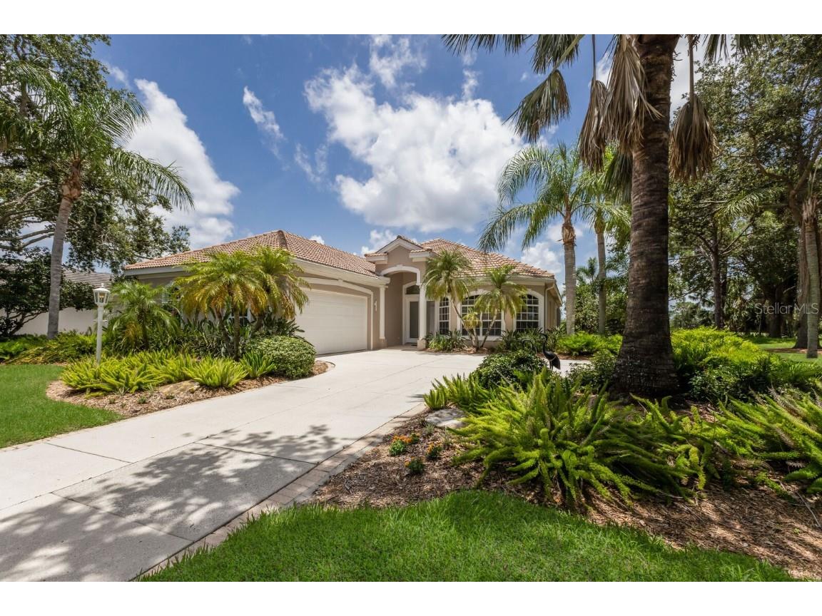 7204 Saint Georges Way University Park FL 34201 A4658215 image1