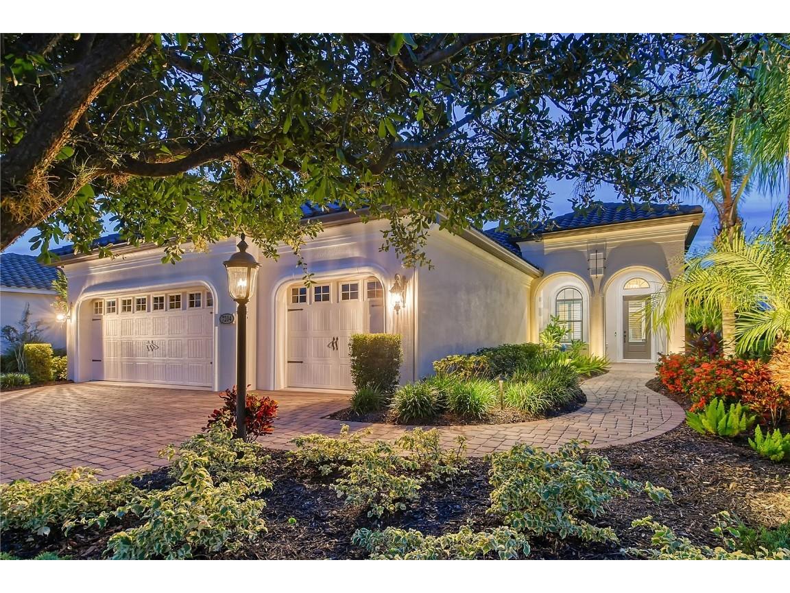 7204 Whittlebury Trail Bradenton FL 34202 A4622236 image1