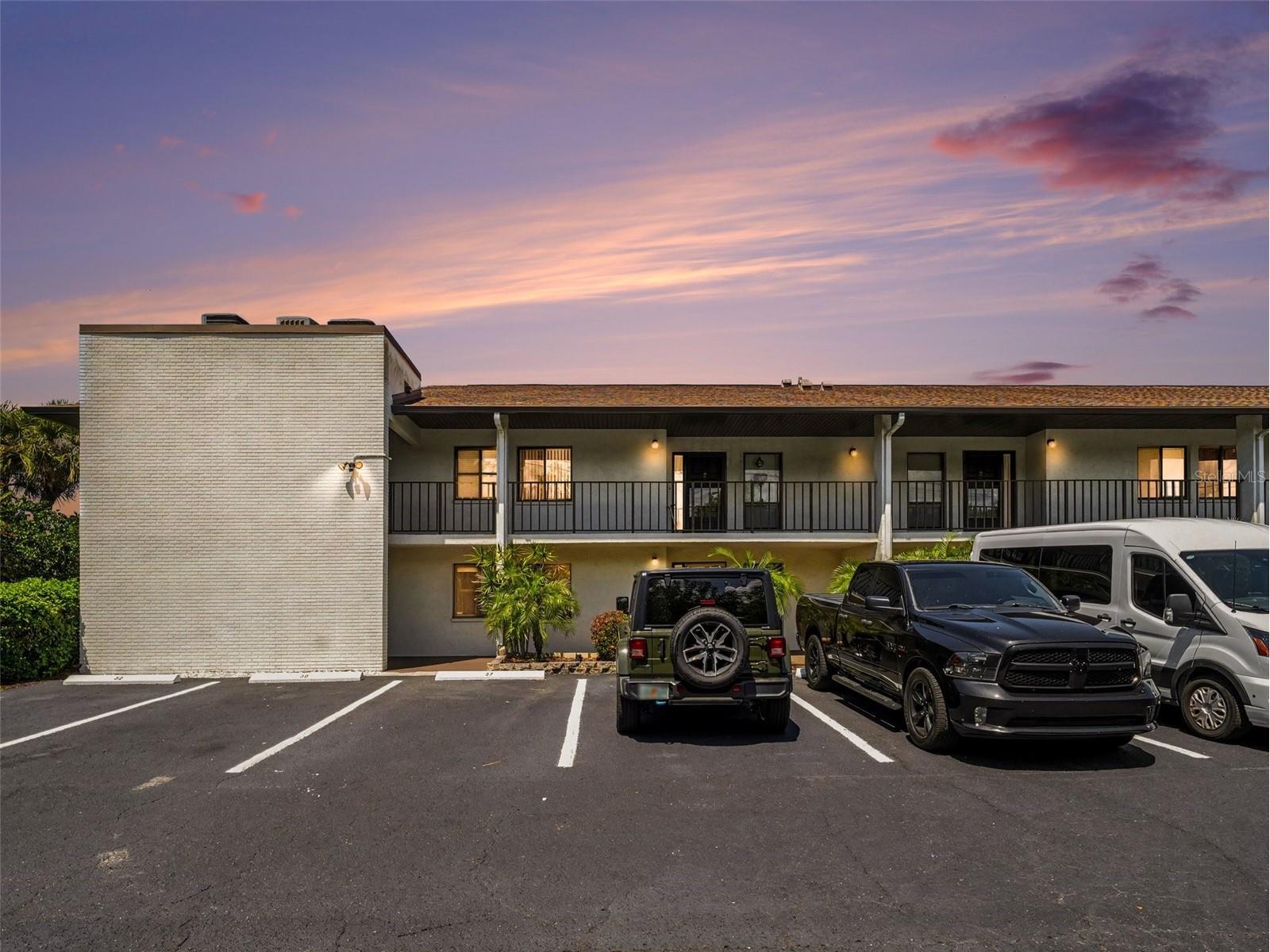 7205 Curtiss Avenue 1a Avenue #1A Sarasota FL 34231 A4690836 image1