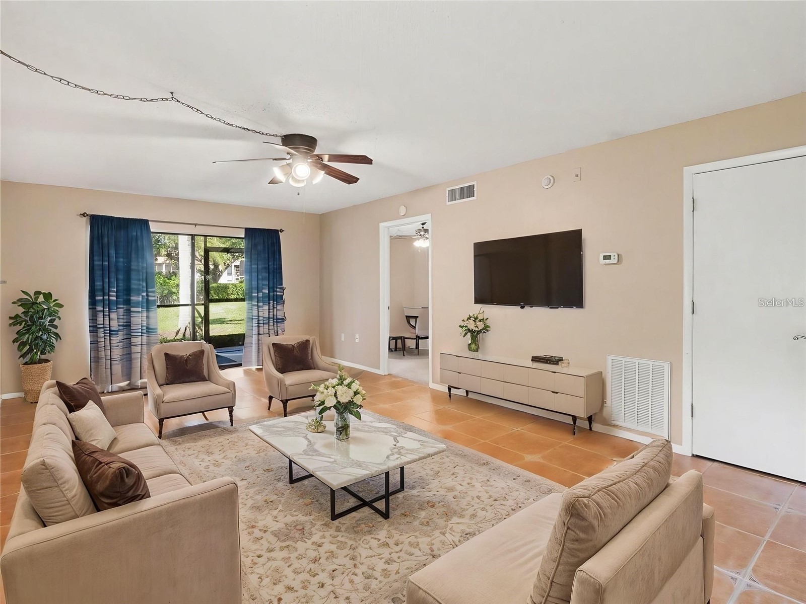 7205 Curtiss Avenue 1a Avenue #1A Sarasota FL 34231 A4690836 image5