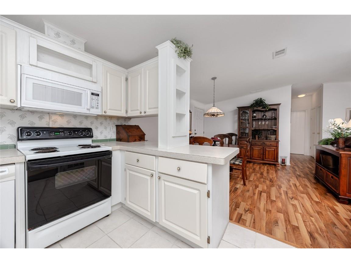 7205 Mount Fairfield Road NE #543 Saint Petersburg FL 33702 TB8385148 image12