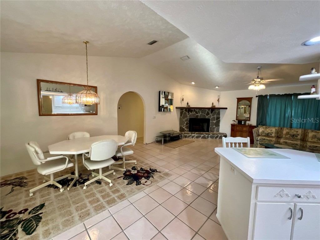 7205 NE 61st Avenue Road Silver Springs FL 34488 GC522702 image8